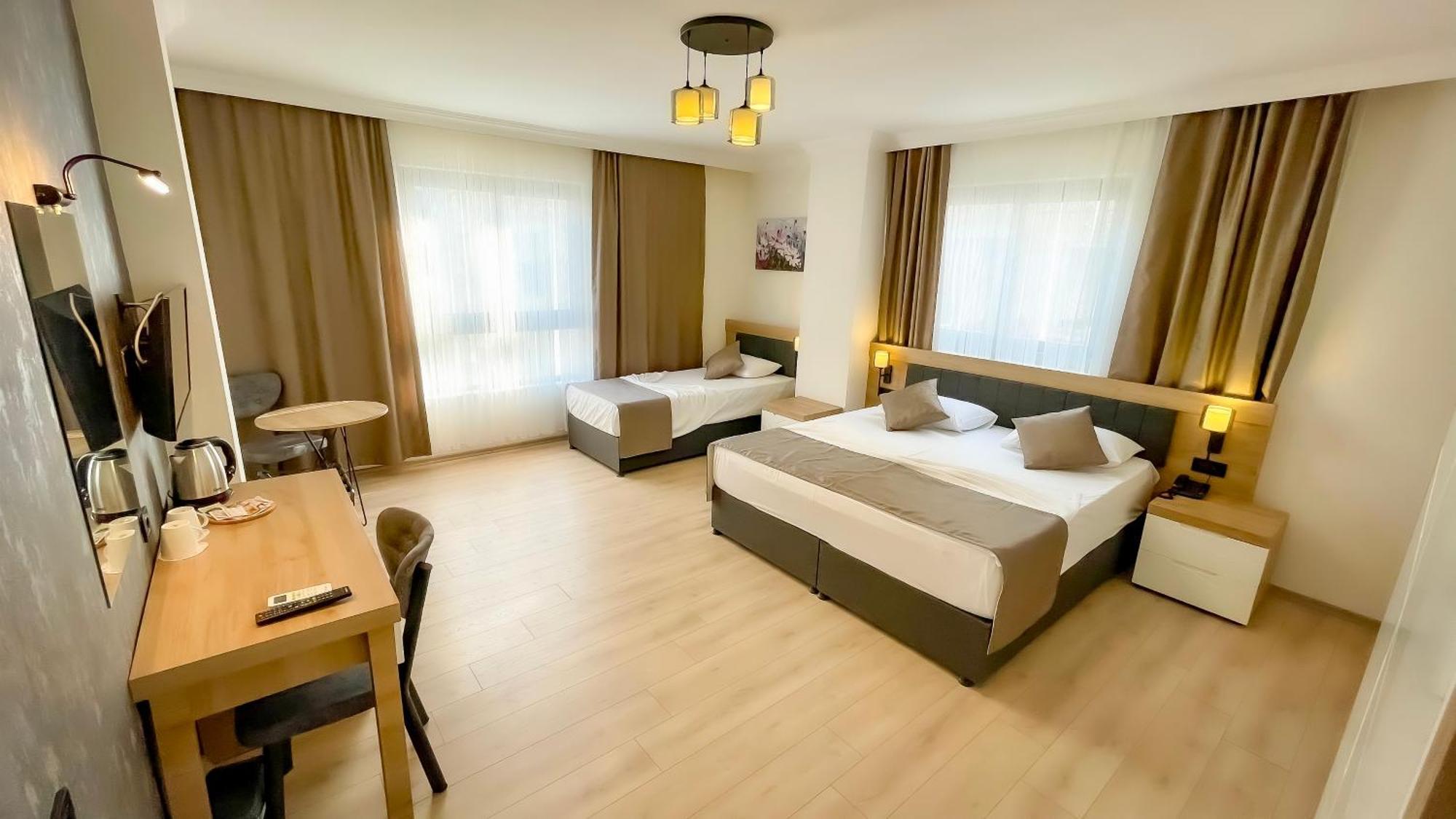 Bloomtalya Otel *
